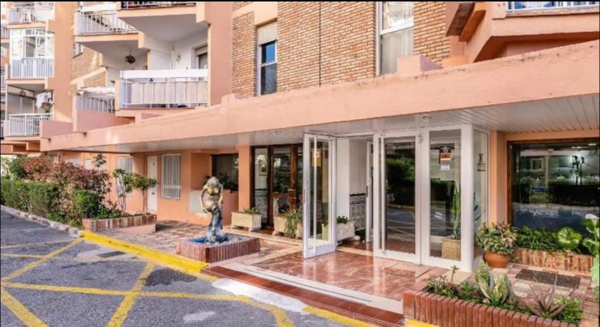 Piso Centrico En Calle Luis Vives 1, 베날마데나코스타 외부 사진